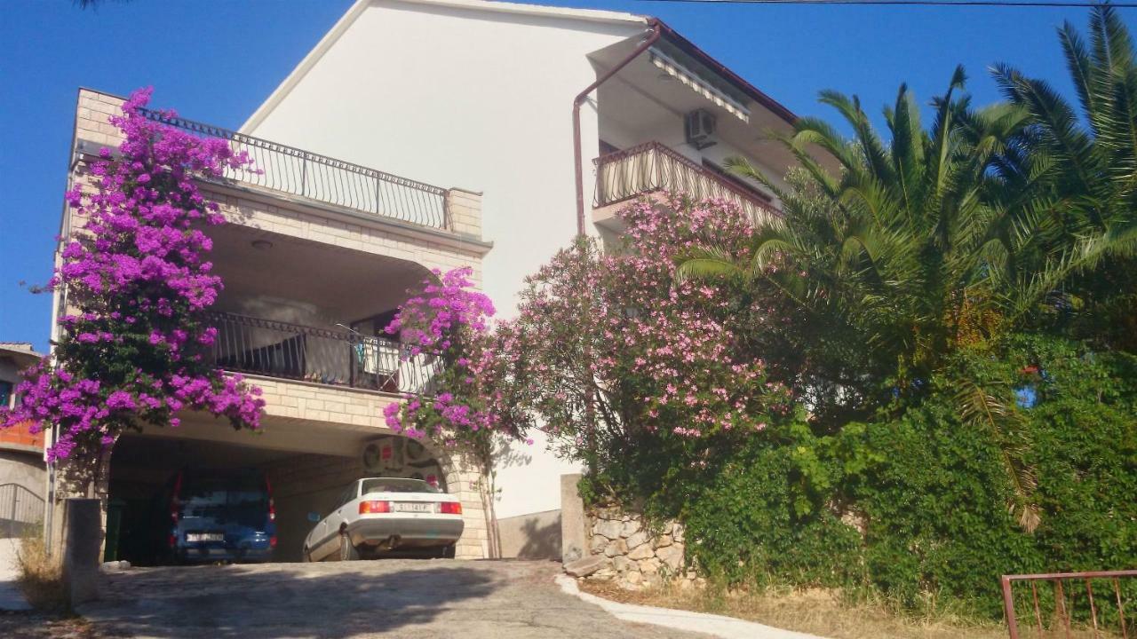 Apartments Karmela Primošten Esterno foto