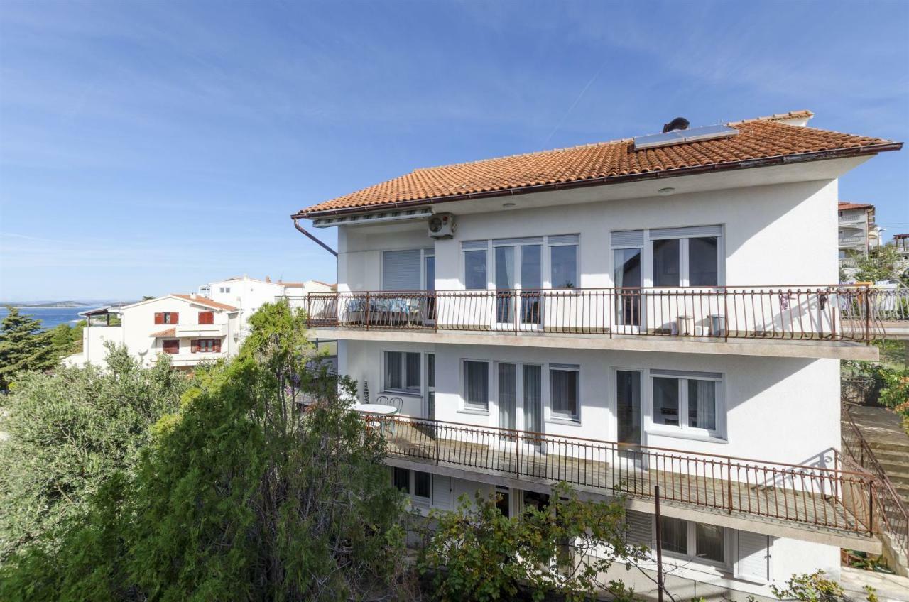 Apartments Karmela Primošten Esterno foto